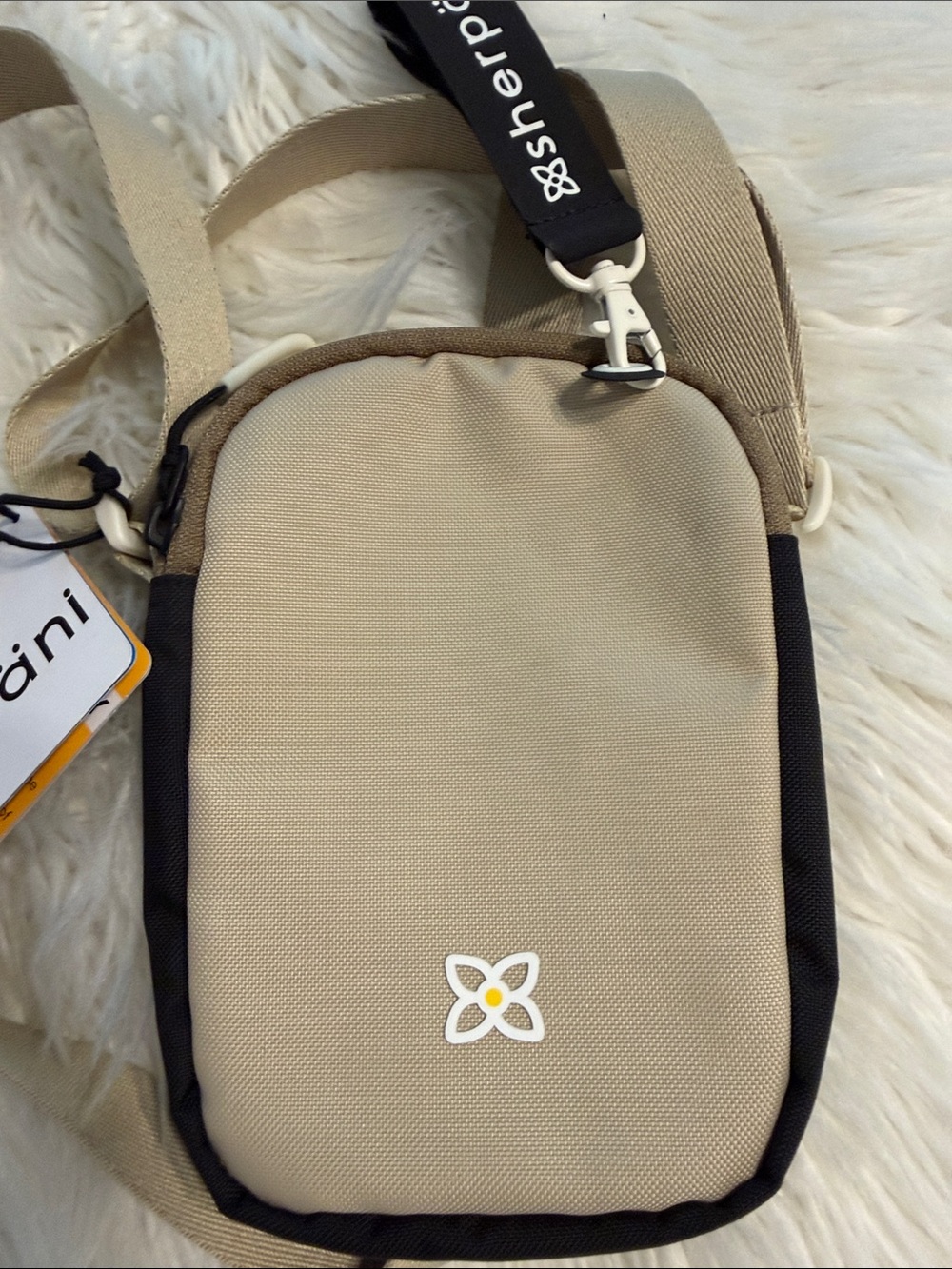 Sherpani Beige and Black Compact Crossbody Pouch brand new - Picture 2 of 8